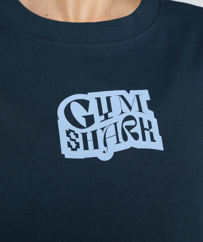 ロゴグラフィック オーバーサイズ Tシャツ ネイビー ジムシャーク
